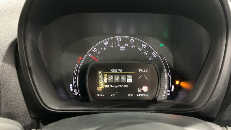 Toyota Aygo X 1.0 VVT-i Edge 5dr Petrol Hatchback